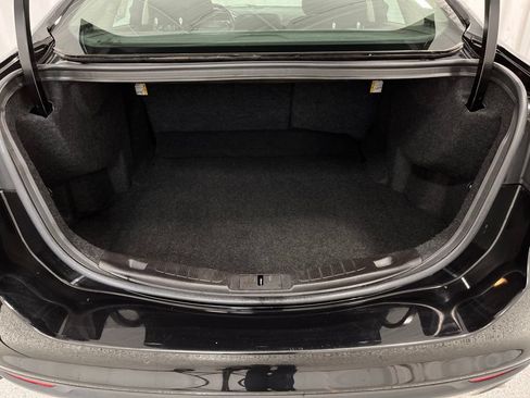 Used 2015 Ford Fusion SE w/ Equipment Group 201A FWD image 16