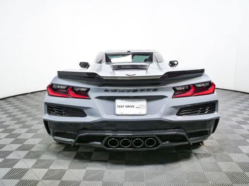 Used 2024 Chevrolet Corvette Z06 RWD image 31