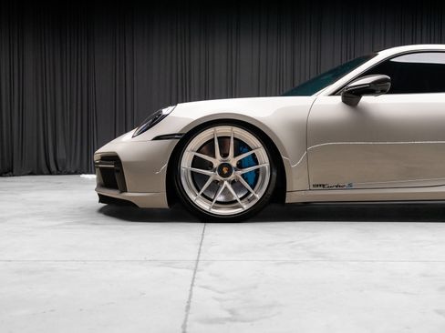 Used 2022 Porsche 911 Turbo S AWD/4WD image 25