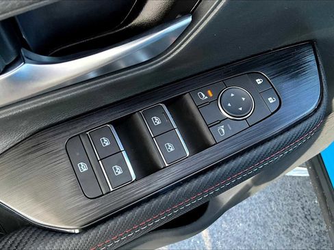 New 2026 Nissan Kicks SR image 19