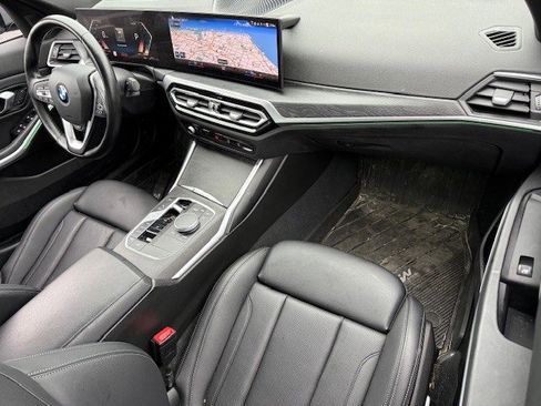 Used 2023 BMW 330i xDrive Sedan image 16