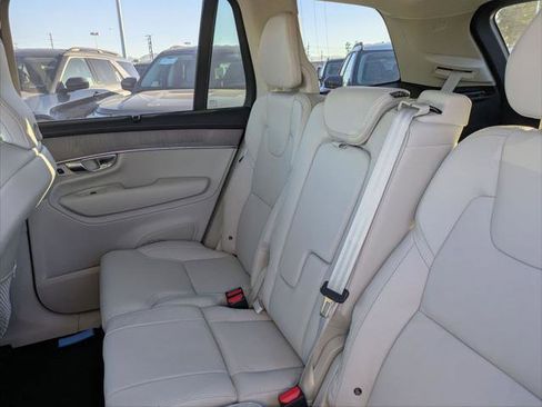 New 2026 Volvo XC90 B6 Ultra image 13