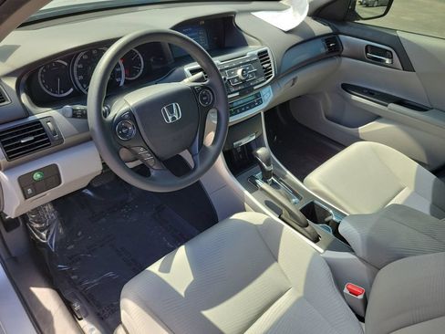 Used 2014 Honda Accord LX image 18