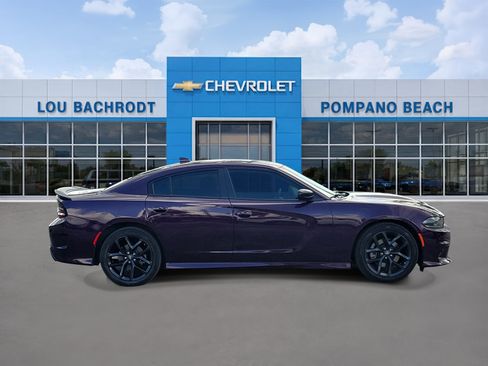 Used 2022 Dodge Charger R/T w/ Blacktop Package RWD image 2