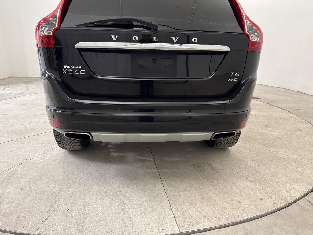 Used 2016 Volvo XC60 T6 w/ Climate Package AWD/4WD image 29