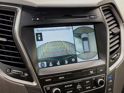 Used 2018 Hyundai Santa Fe Limited FWD image 15