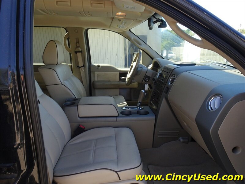 Used 2006 Lincoln Mark LT 2WD image 16