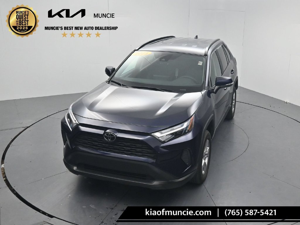 Used 2025 Toyota RAV4 XLE AWD/4WD image 46