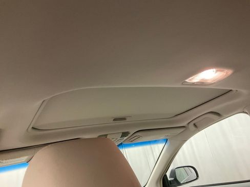 Used 2013 Subaru Outback 2.5i Limited w/ Moonroof Pkg AWD/4WD image 29