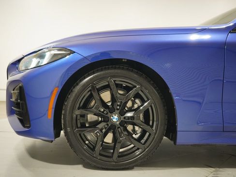 Used 2026 BMW 430i Coupe w/ M Sport Package RWD image 2