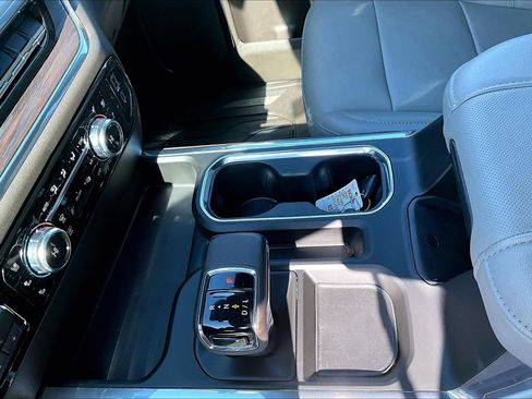 Used 2023 GMC Sierra 1500 SLT image 19