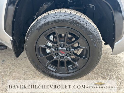 Used 2024 Toyota Tundra Platinum image 39