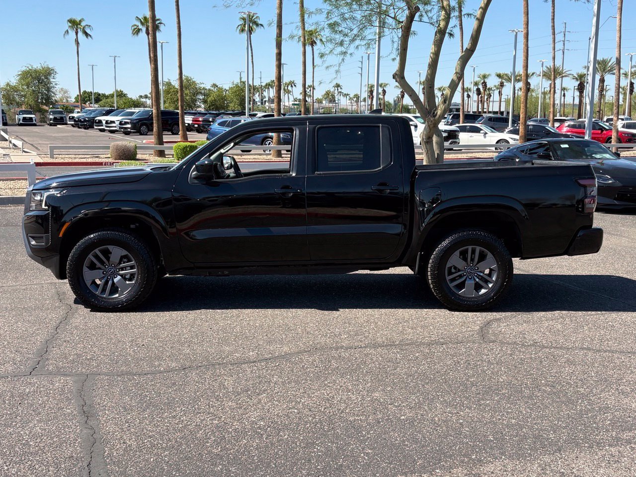 Certified 2026 Nissan Frontier SV AWD/4WD image 3