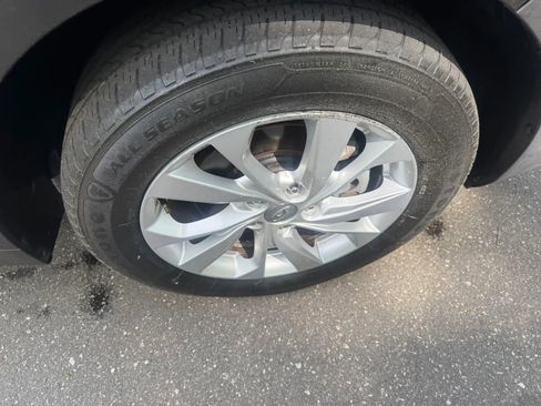 Used 2021 Hyundai Tucson SE FWD image 13