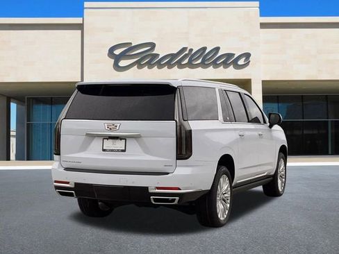 New 2026 Cadillac Escalade ESV Luxury w/ Touring Package AWD/4WD image 3