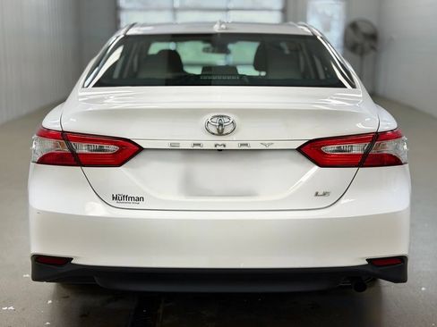 Used 2020 Toyota Camry LE FWD image 6