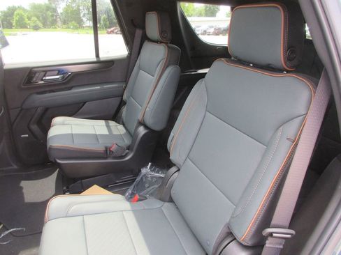 New 2026 GMC Yukon AT4 w/ AT4 Premium Plus Package AWD/4WD image 12