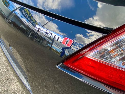 Used 2016 Nissan 370Z Touring w/ Aerodynamics Package image 22