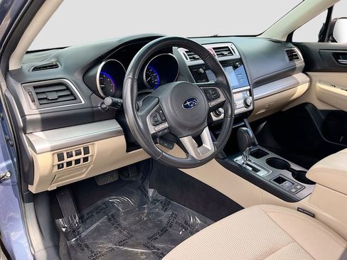 Used 2016 Subaru Outback 2.5i Premium image 9