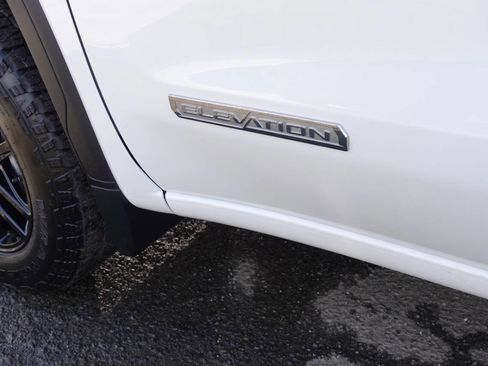 Used 2023 GMC Sierra 1500 Elevation AWD/4WD image 12