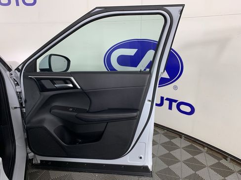 Used 2024 Mitsubishi Outlander SE image 41