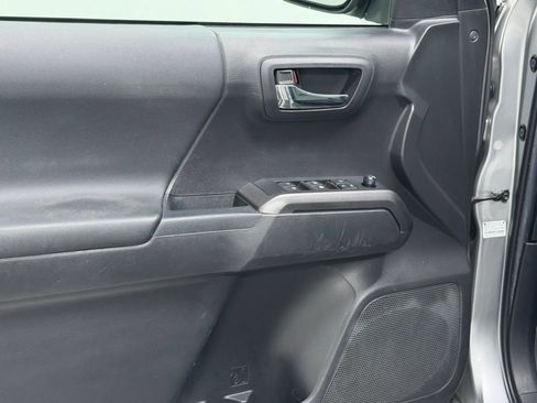 Used 2022 Toyota Tacoma TRD Sport RWD image 79