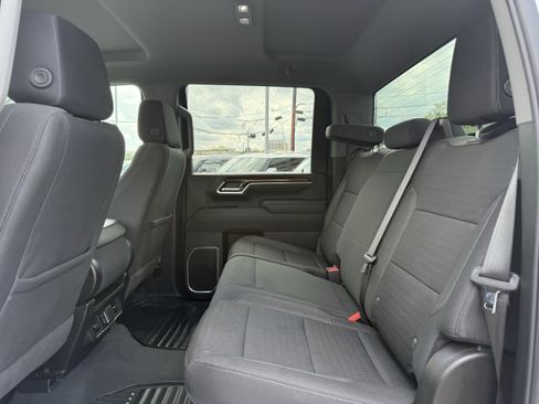 Used 2025 Chevrolet Silverado 2500 LT w/ Convenience Package AWD/4WD image 14