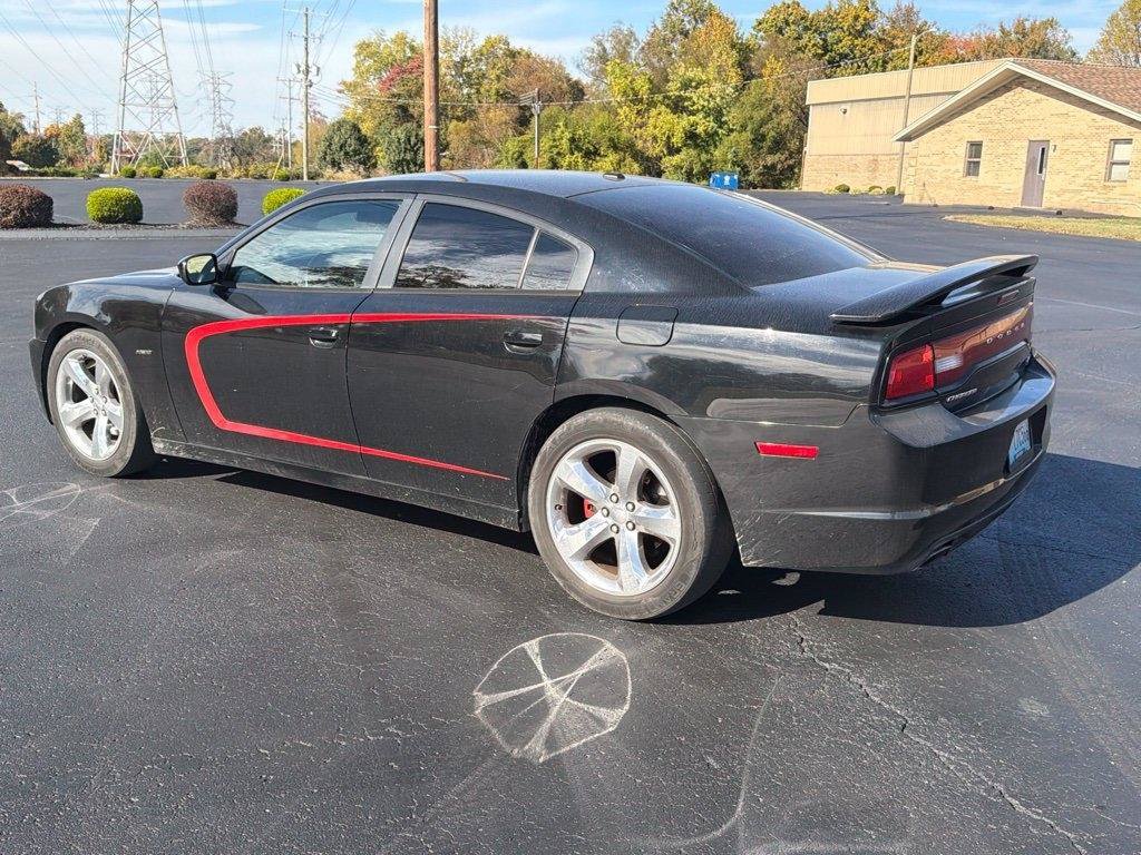 Used 2014 Dodge Charger R/T w/ Blacktop Package RWD image 4