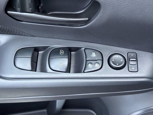 Certified 2025 Nissan Kicks Play S FWD image 16