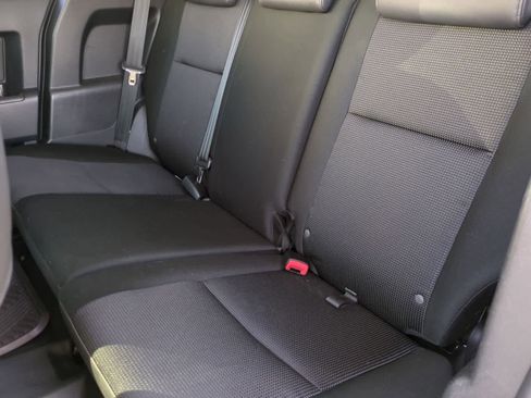 Used 2010 Toyota FJ Cruiser 4WD image 20