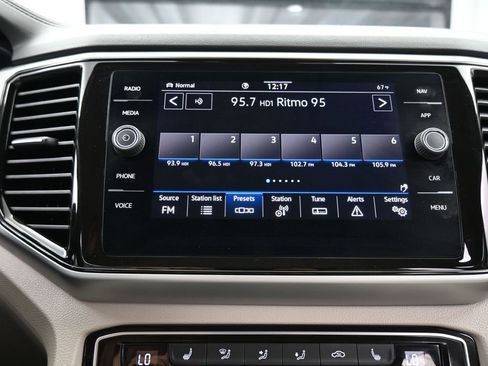 Used 2023 Volkswagen Atlas SEL R-Line image 24