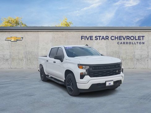 Used 2023 Chevrolet Silverado 1500 Custom RWD image 2