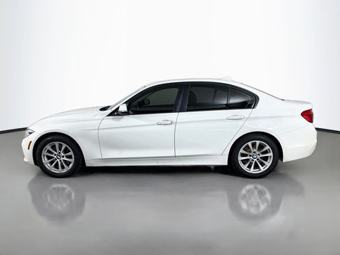 Used 2018 BMW 320i Sedan RWD image 6