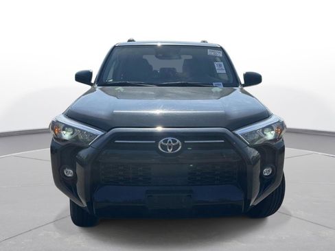 Certified 2024 Toyota 4Runner SR5 image 3