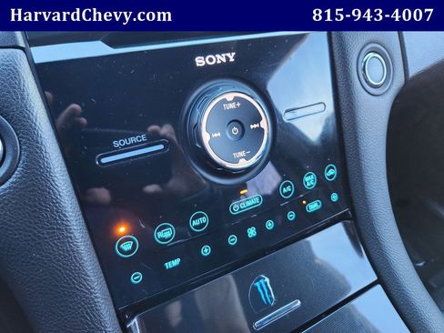 Used 2013 Ford Taurus SHO image 10