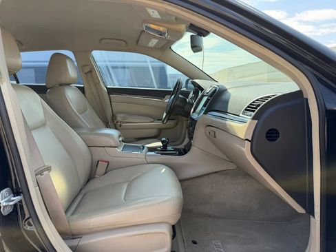 Used 2014 Chrysler 300 RWD image 12