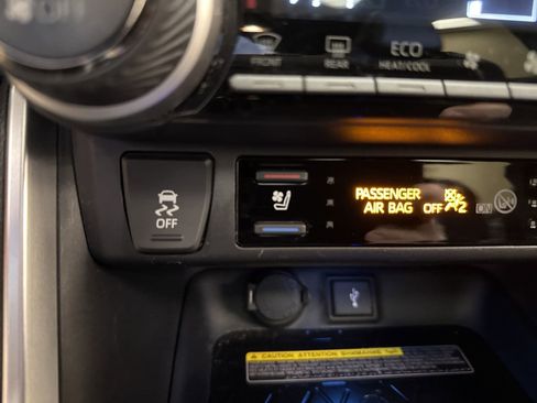 Used 2021 Toyota RAV4 XSE image 50