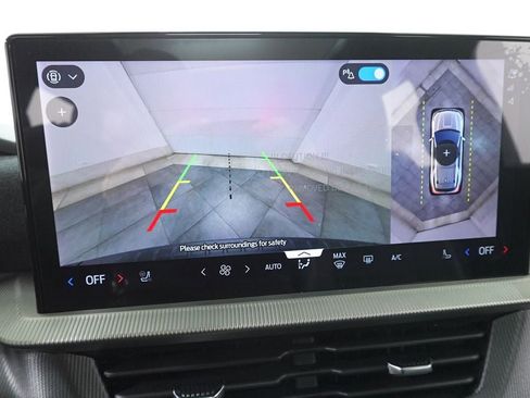 Used 2026 Ford Explorer ST-Line w/ ST-Line Street Pack image 19