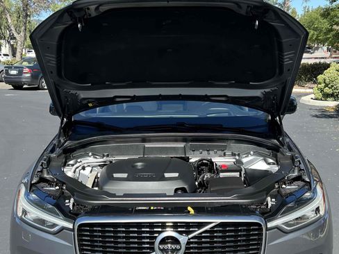 Used 2020 Volvo XC60 T5 R-Design image 81