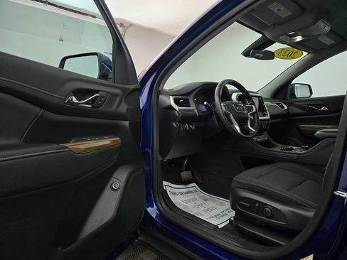 Used 2023 GMC Acadia SLE w/ Driver Convenience Package image 18