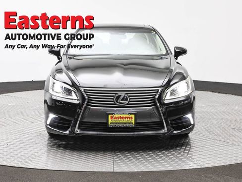 Used 2014 Lexus LS 460 AWD w/ Comfort Package image 2