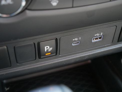 Used 2023 Nissan Frontier SV w/ Midnight Edition Package AWD/4WD image 30