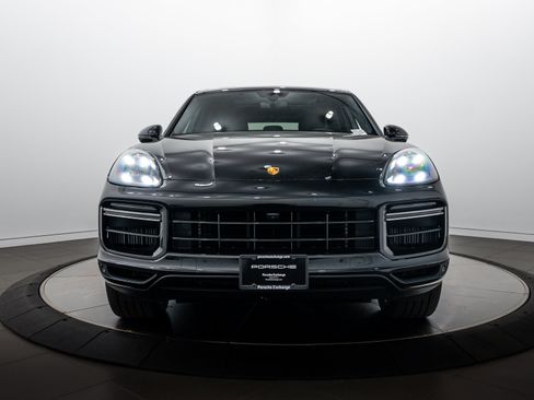 Certified 2023 Porsche Cayenne Turbo AWD/4WD image 10