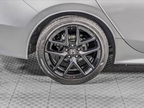 Used 2024 Honda Civic Sport image 31