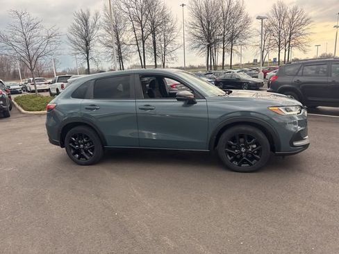 Used 2024 Honda HR-V Sport image 8