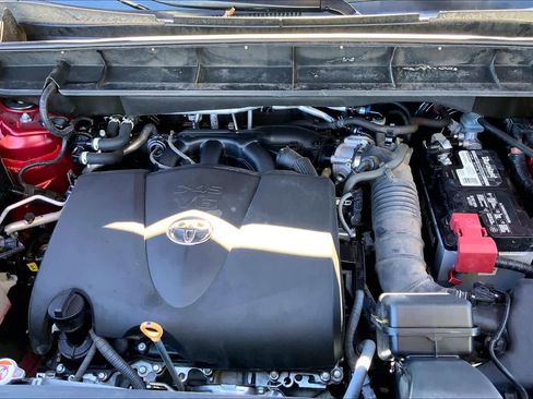 Used 2021 Toyota Highlander Limited image 31