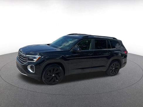 Used 2026 Volkswagen Atlas SE FWD image 7