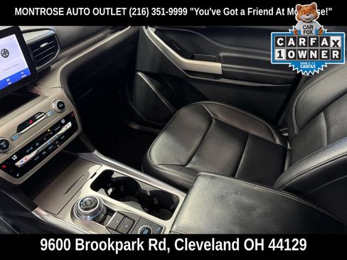 Used 2020 Ford Explorer XLT w/ Equipment Group 202A AWD/4WD image 17
