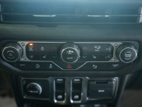 New 2026 Jeep Wrangler Sport AWD/4WD image 24