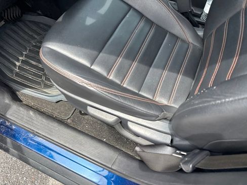 Used 2020 Nissan Kicks SR w/ SR Premium Package FWD image 16